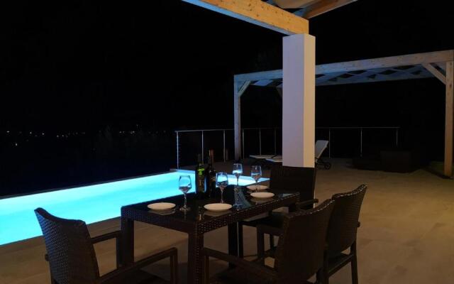 Sunset Sea View Villa 6