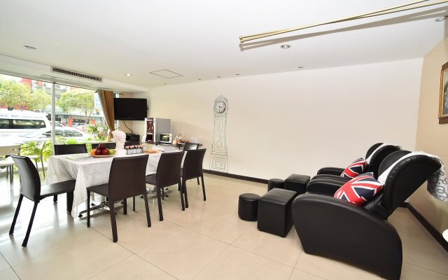 Take a Rest Hotel (Sukhumvit)