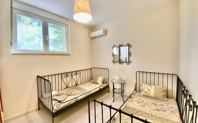 Helios Villa Sea Front - 3 bedrooms 7 guests