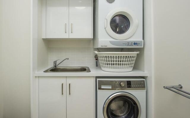 1 Bright Point Apartment 1503