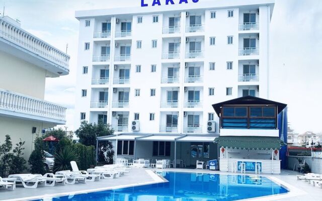 Hotel Lakaj