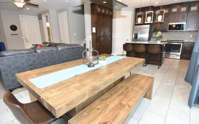 Entrada 623 4 Bedroom Townhouse