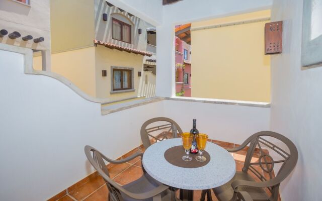 Caribbean Breeze 6b 2 Bedroom Condo by RedAwning