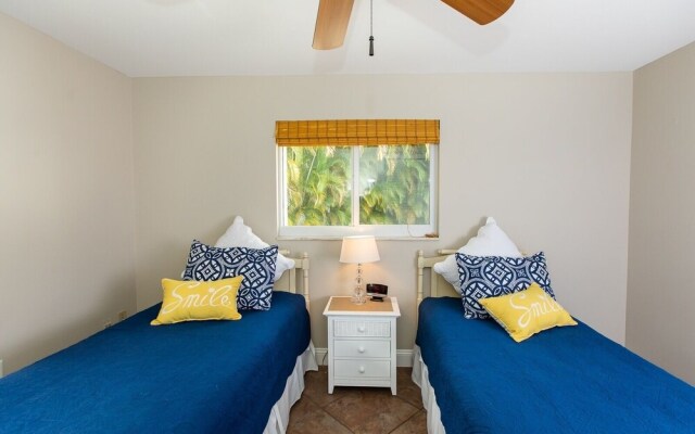 Salty Dog - Dog Friendly Home On Sanibel! 3 Bedroom Home