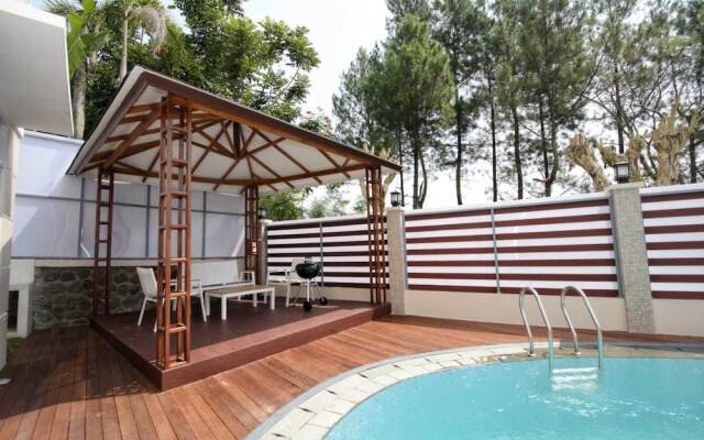 Villa Kota Bunga Puncak 4 Bedroom