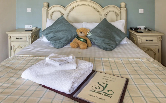 Spanhoe Lodge - B&B