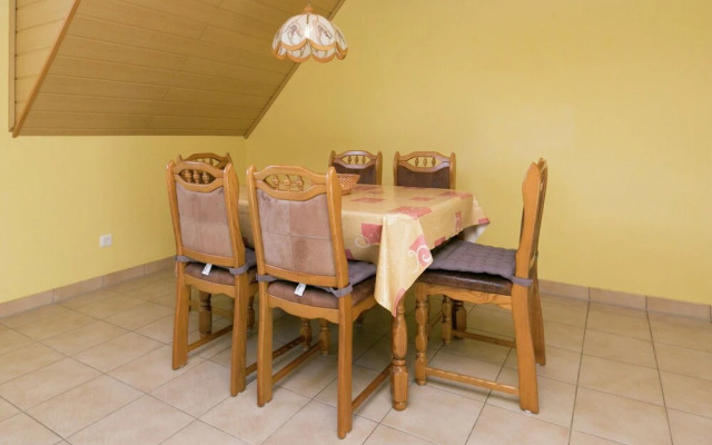 Cosy Holiday Home in the HunsrÃ¼ck