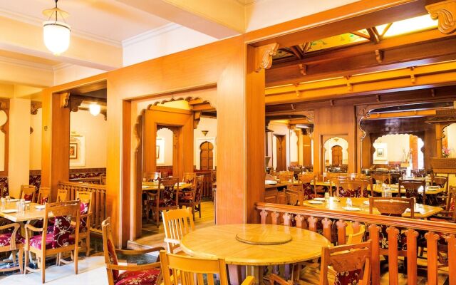 FabHotel Rajwada Baner