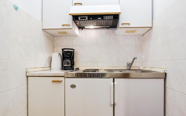 Beautiful Home in Lokva Rogoznica With Wifi and 2 Bedrooms