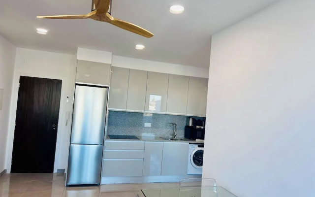 Spectacular Lagos Marina View apt on Promenade