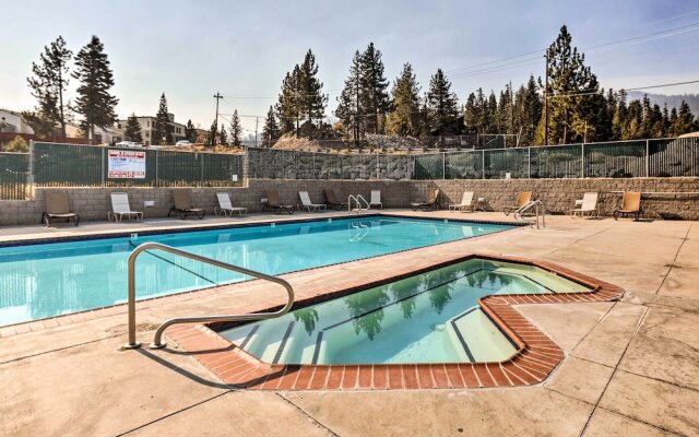 < 1 Mi to Slopes! 'heavenly Daze Chalet' in Tahoe