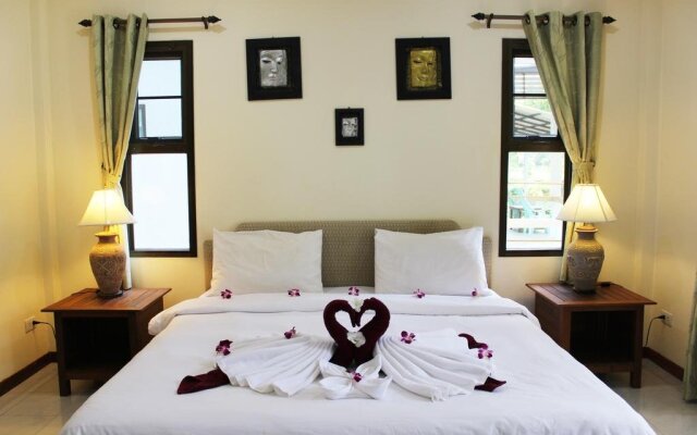 Cousin Koh Kho Khao Bungalow