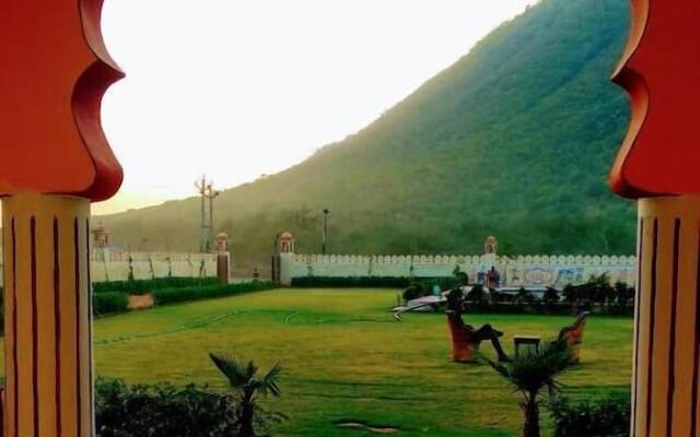 Parvat Valley Resort