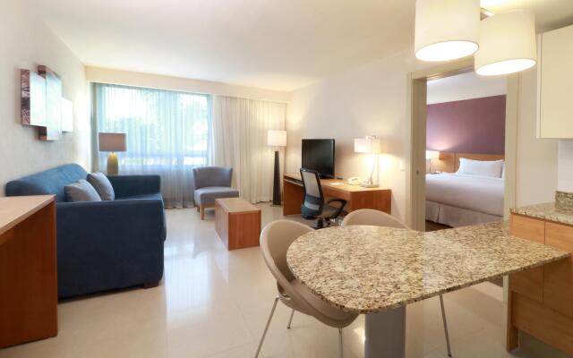 Staybridge Suites Guadalajara Expo, an IHG Hotel