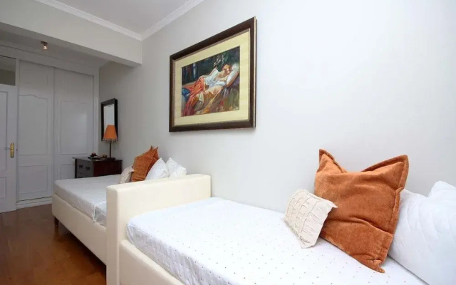 Vale Formoso Apartment