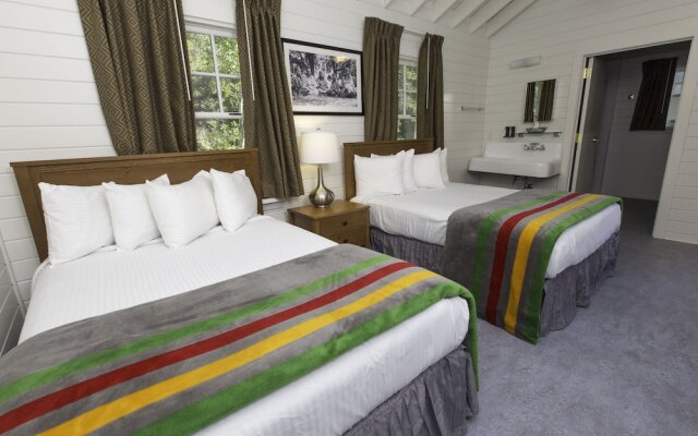 Swiftcurrent Motor Inn and Cabins - Inside the Park