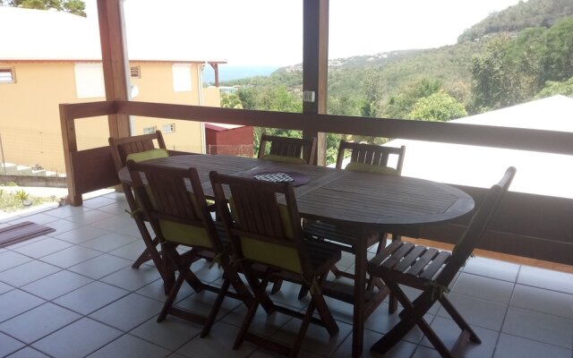 Bungalow With 2 Bedrooms in Bouillante, With Wonderful sea View, Enclo