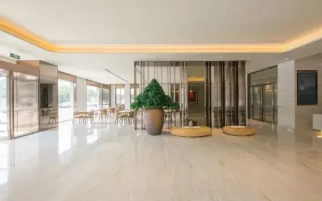 Ji Hotel (Tianjin Binhai International Airport)