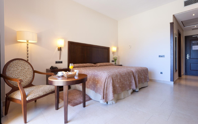 Serena Golf Apartamentos