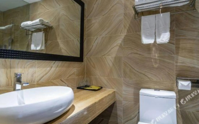 Yayuan Longjing Hotel