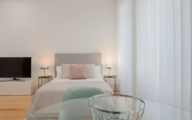 Liiiving in Porto Downtown Luxury Apartment 1R