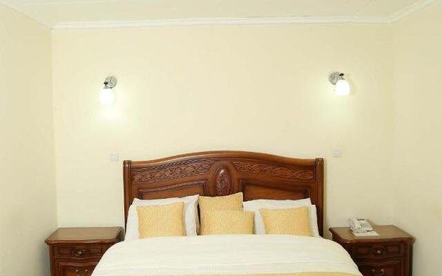 Three Steers Hotel