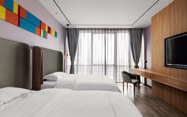 Life All Suites Hotel (Suzhou International Expo Center)