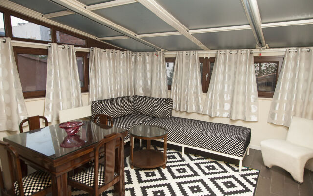 Villa Pera Suite Hotel