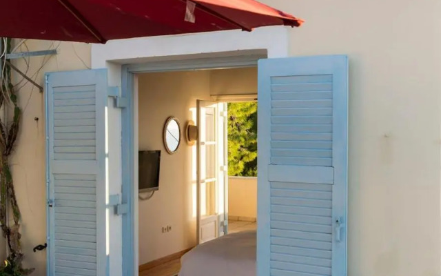 Sea View Pool Villa with Independent Guest house