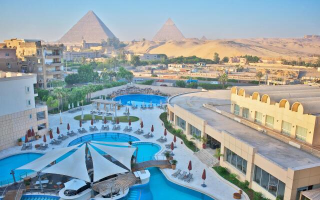 Le Meridien Pyramids Hotel & Spa