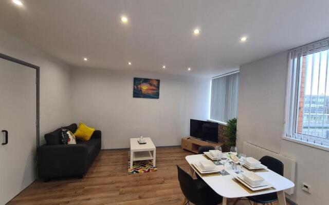 Leicester Luxury Apartments - S08