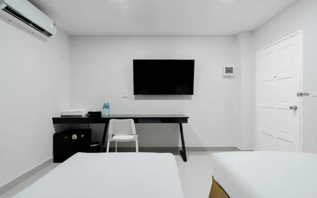 Terminal2 Hotel Phuket