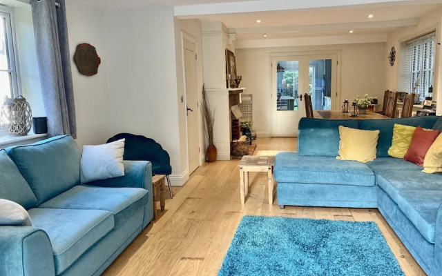 5br-10guests-fireplace-hottub-pets ok - Parking