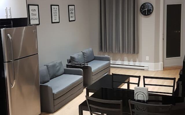 Le St Denis 2 bedrooms - mtlFlats