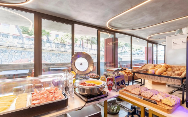 B&B Hotel Genova City Center