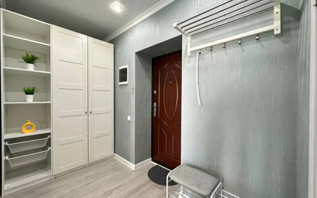 100 apartments on 83/5 Zurab Magkaev Street