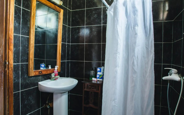 Moonshine Uroa Boutique Hotel