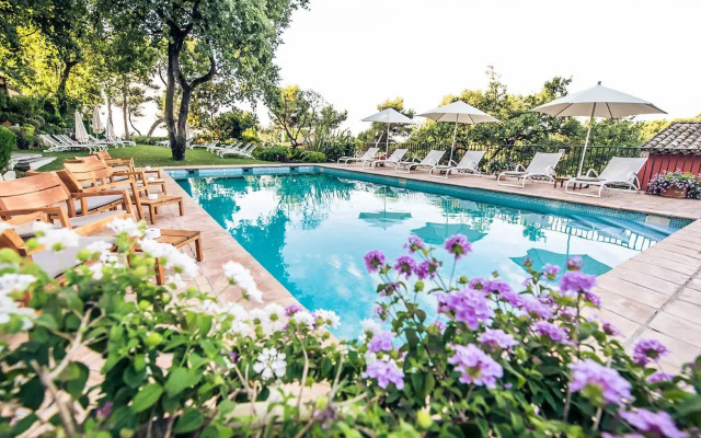 Hotel Spa & Restaurant Cantemerle