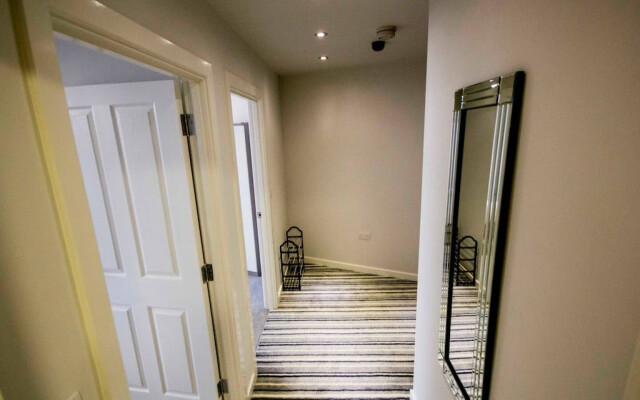 StayZo Spacious Self-Catering Accommodation-3