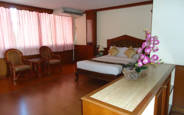 Top North Hotel