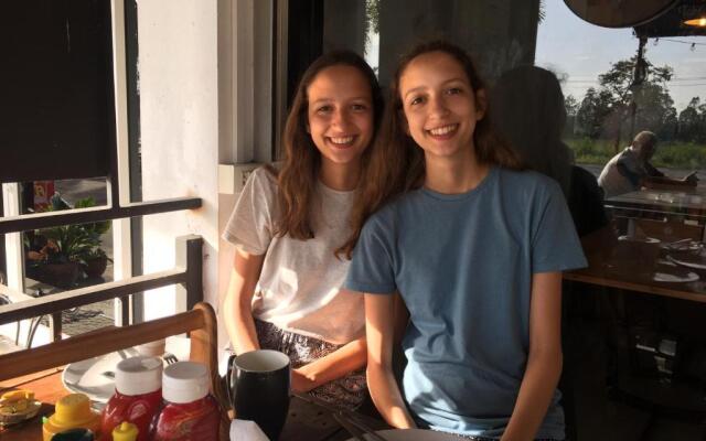 You In House URT Surathani Airport