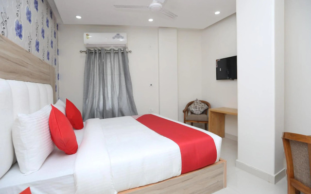 Capital O 18853 Hotel Mega