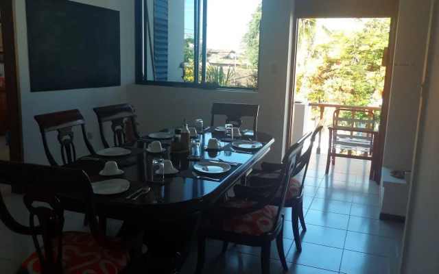Galapagos House - Hostal