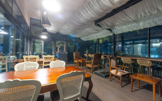 Jeju Bunker Hotel & Resort