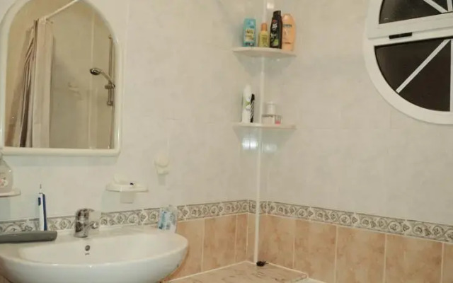 HomeRez - Holiday Home Calle Ortosa