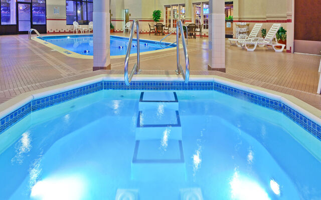 Auburn Place Hotel & Suites - Paducah