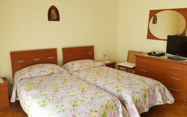 Bed and Breakfast Groane