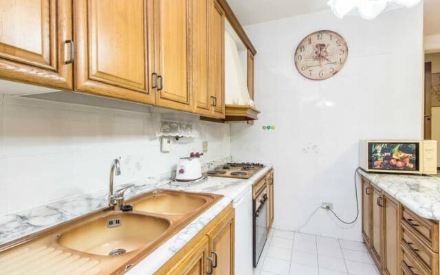 Comfortable Trastevere Apartment, Wifi, Parking