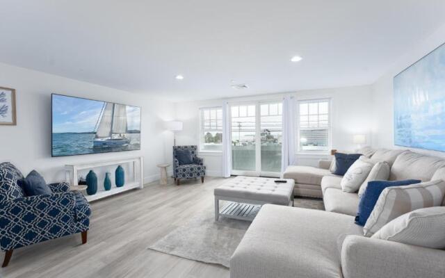 Thomas Sea Suites at Harbourtown