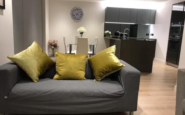 Kew Bridge Apartments